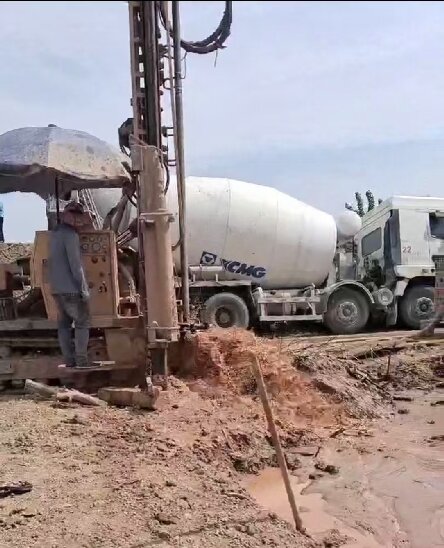 武汉岩石井施工